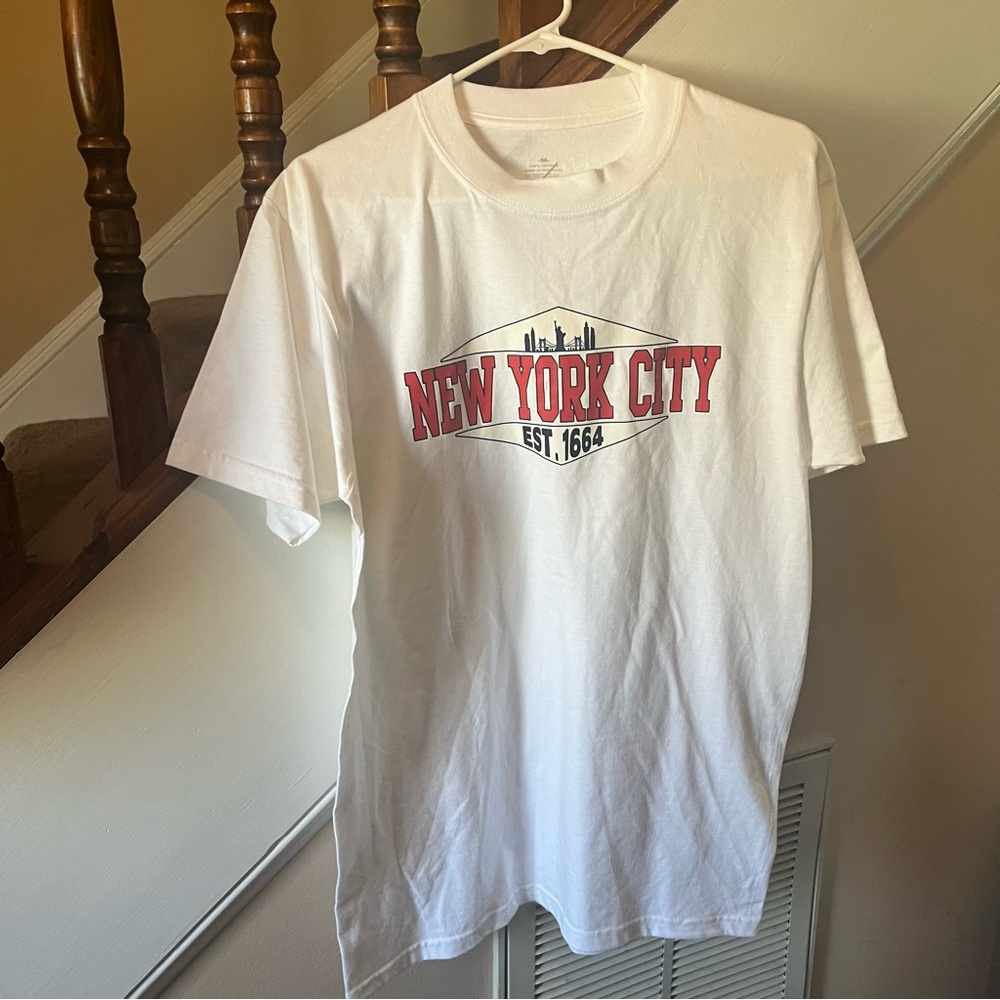 New York City Souvenir T-Shirt NWOT
